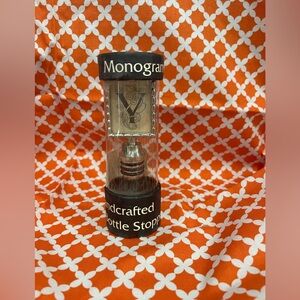 Monogram “Y” Wine / Bottle Stopper NIB, by Mud Pie!
